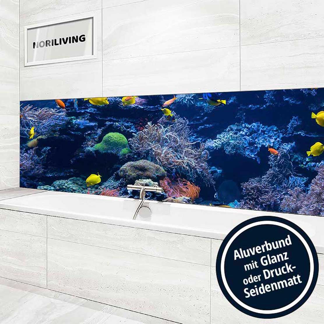 Ansicht des Badrückwand-Motivs Unterwasserwelt 880 Höhe zentriert
