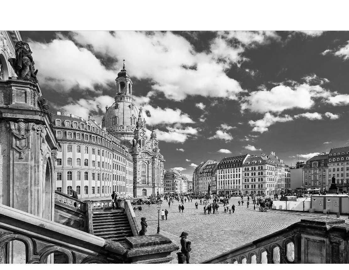 Ansicht des Badrückwand-Motivs Frauenkirche in Dresden 101 schwarz-weiß