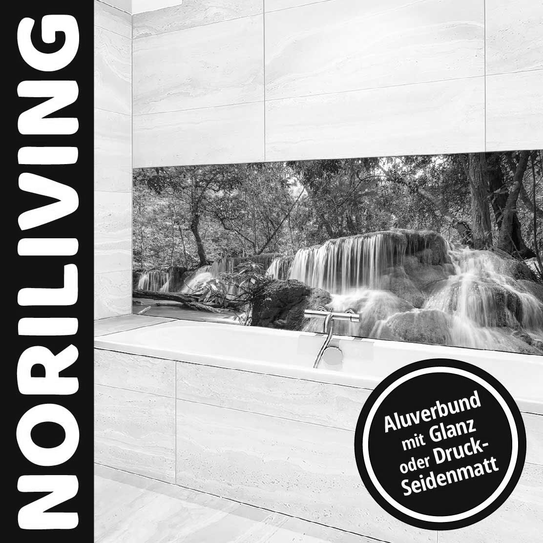 Moderne Badezimmerwand mit beeindruckendem Wasserfallbild, Aluverbund in glänzend oder seidenmatt bei Noriliving