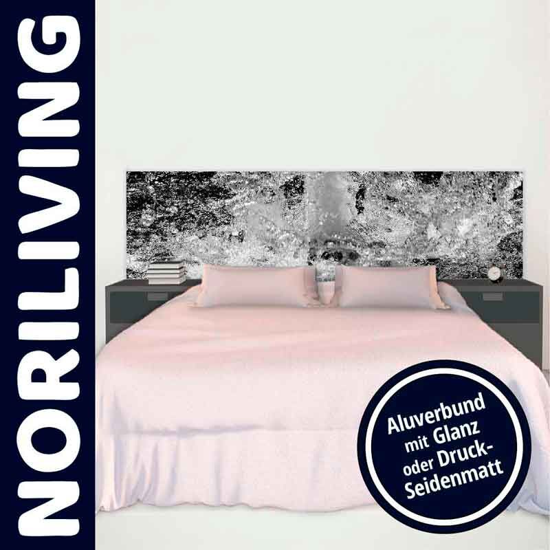 Schlafzimmer mit Bett, stilvollem Kopfteil von Noriliving in Aluverbund, glänzend oder matt