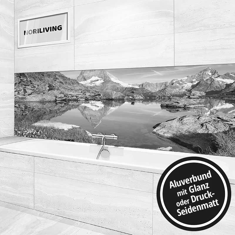 Ansicht des Badrückwand-Motivs Berge und See in der Schweiz 520 schwarz-weiß Höhe zentriert