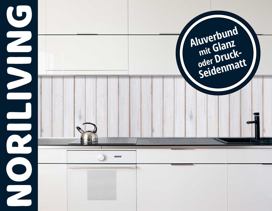 in der Küche eingebaute Küchenrückwand mit Motiv Weiß gestrichene Holzbretter 714