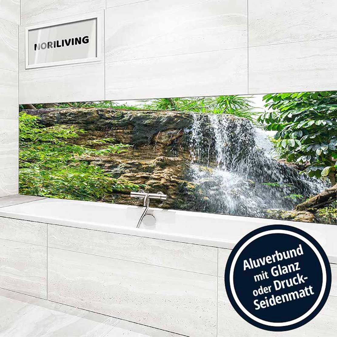 Ansicht des Badrückwand-Motivs Wasserfall an Felsvorsprung 178 Höhe zentriert