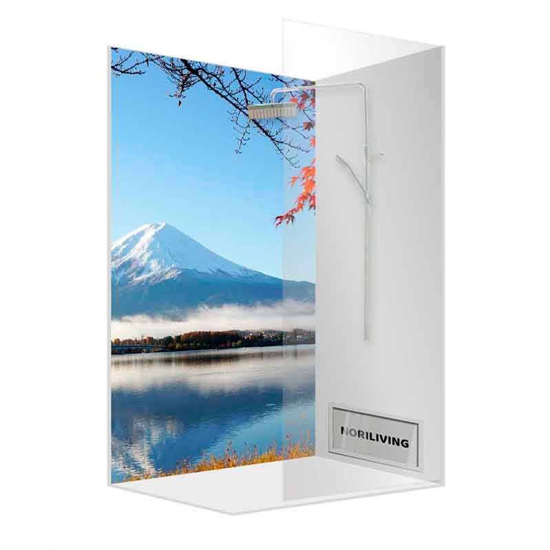 Eck-Duschkabine mit Glaswand, auf der ein Bild eines verschneiten Berges und klaren Sees mit Herbstbäumen abgebildet ist