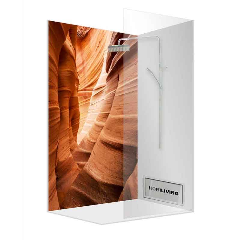 Eck-Duschkabine mit fotorealistischer Natursteinwand und modernem Duschkopf