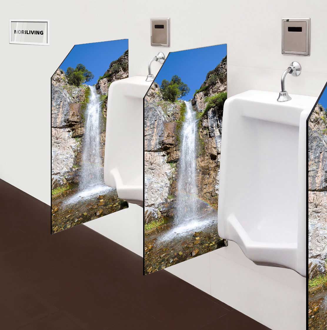 in der Toilette eingebaute Schamwand mit Motiv Wasserfall Felswand 212