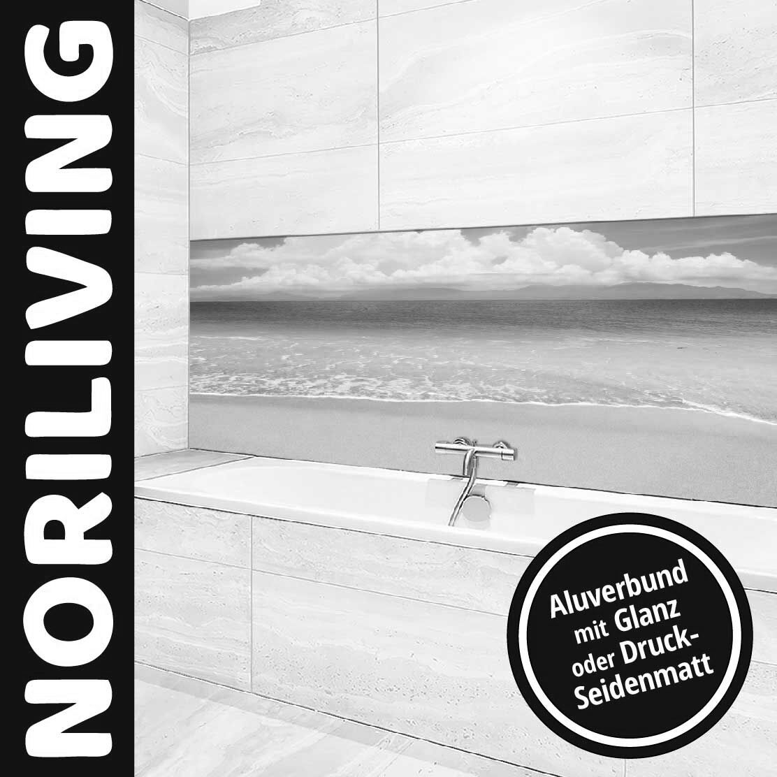 Moderne Badezimmergestaltung mit Aluverbund-Panel, Strandmotiv und hochwertigen Oberflächen von Noriliving