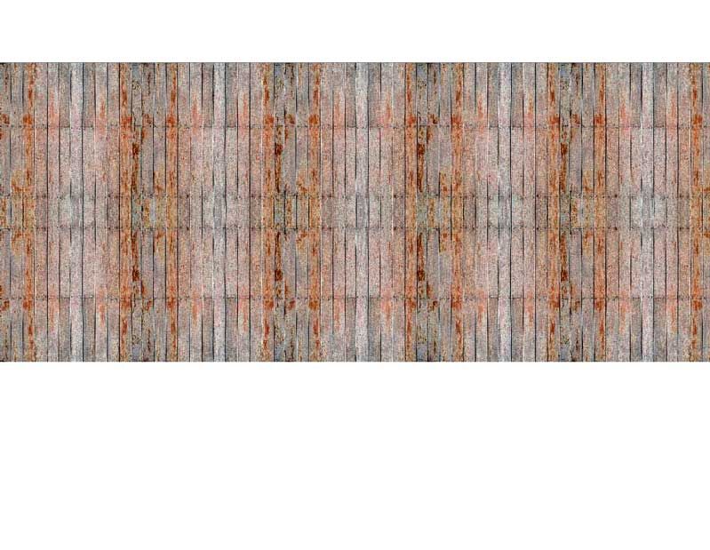Rostige Metallplatte mit vertikalen Streifen und erodierter Textur