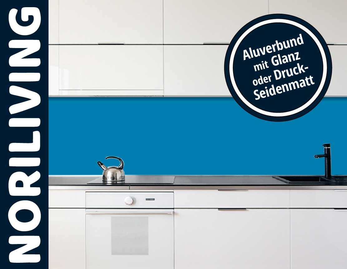 in der Küche eingebaute Küchenrückwand mit Motiv Unifarbe Blau 2332