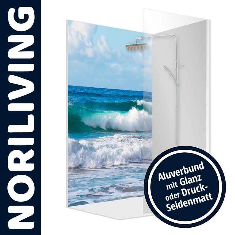 Elegante Duschwand von Noriliving mit Strandmotiv und Aluverbundoberfläche in Glanz oder Druck-Seidenmatt