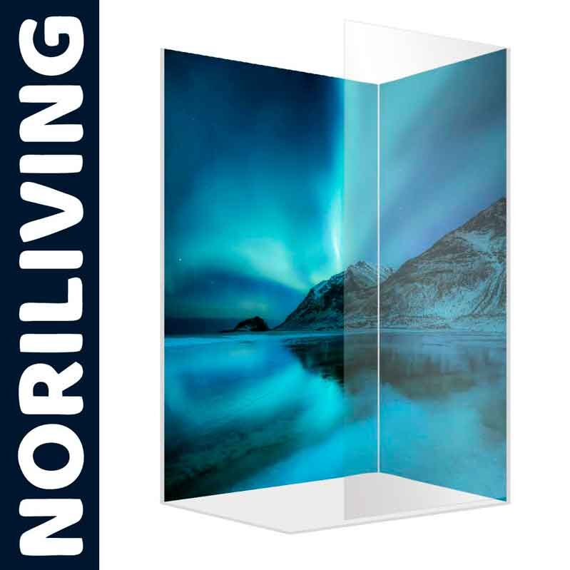 Glas-Duschrückwand mit beeindruckendem Polarlicht und Berglandschaft von Noriliving