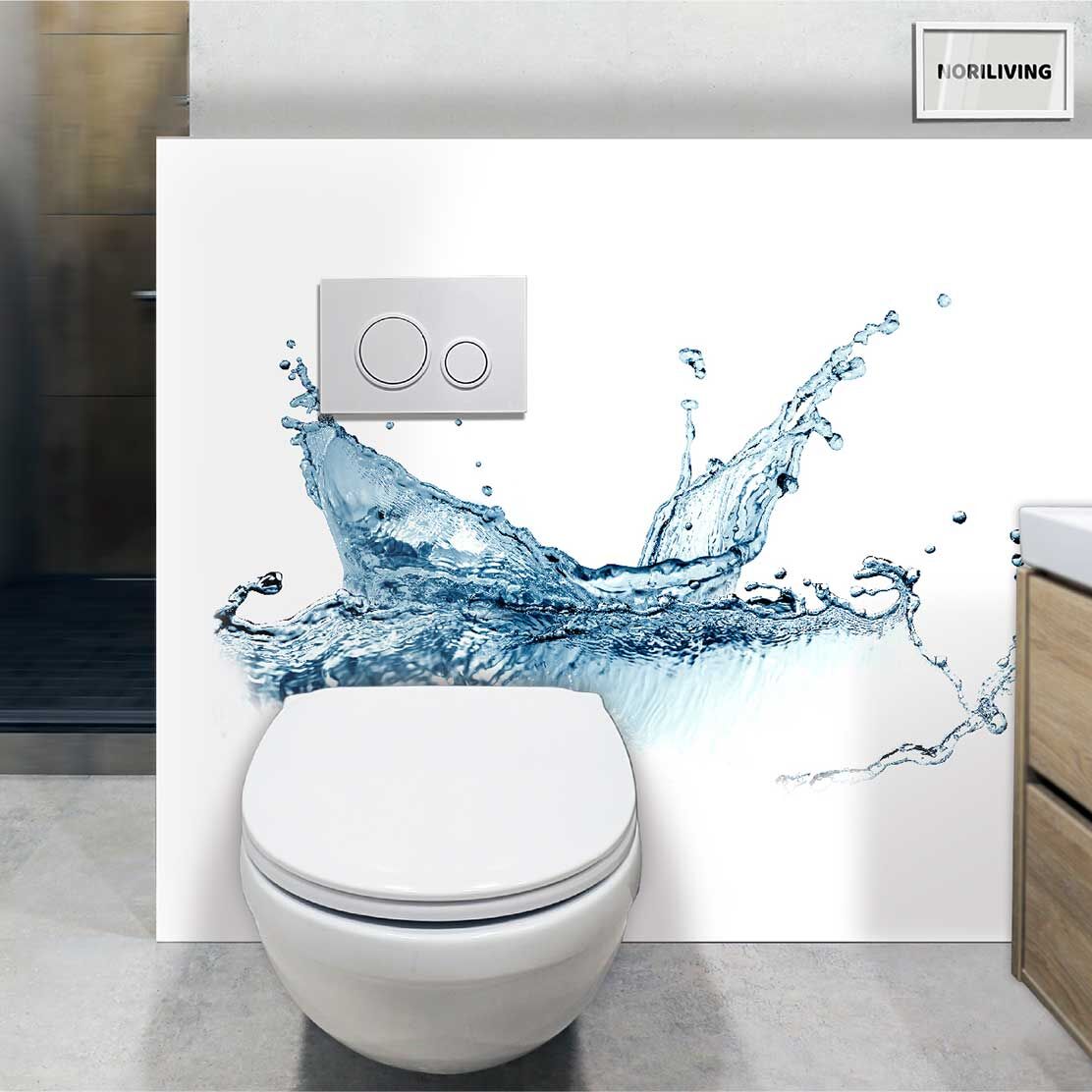 im WC eingebaute Toilettenrückwand mit Motiv spritzendes Wasser 133