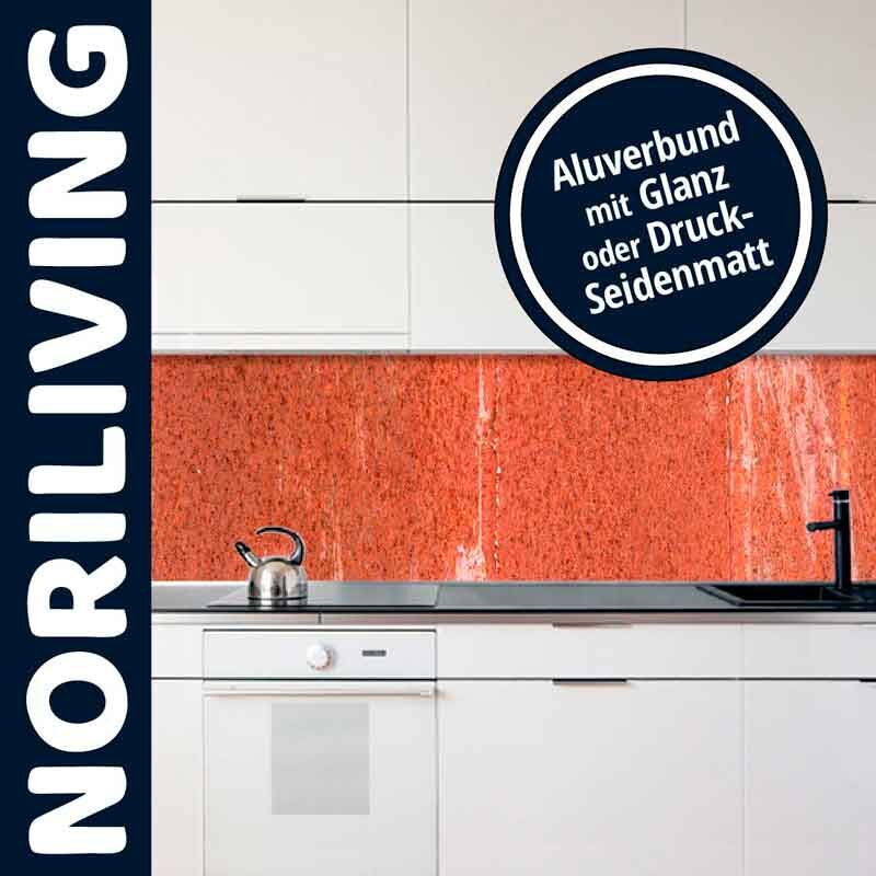 Küche mit roter Alu-Verbundrückwand, glänzend oder druck-seidenmatt