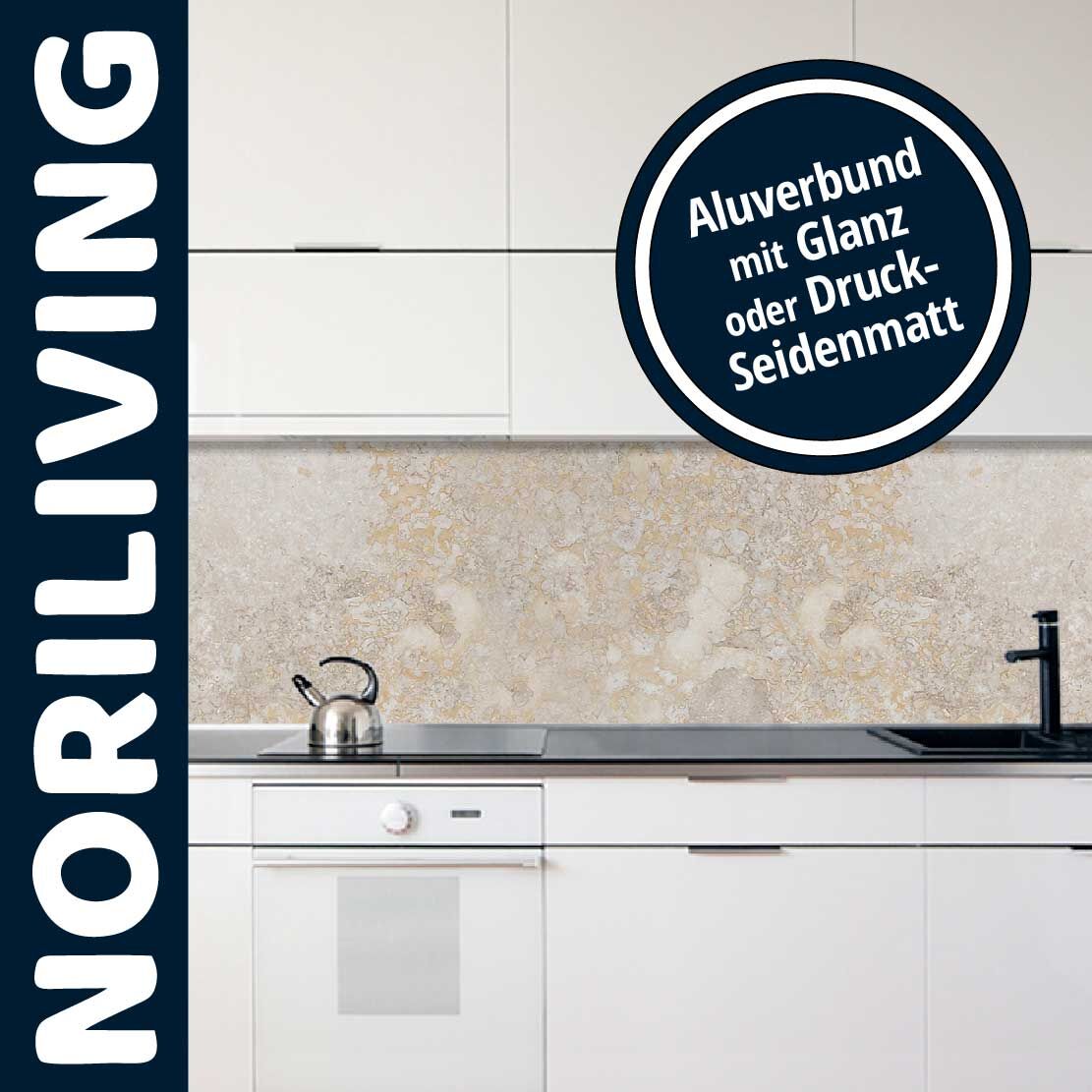 Moderne Küche mit stilvoller Nobiliving Küchenrückwand in Aluverbund, erhältlich in glänzender oder druck-seidenmatter Oberfläche