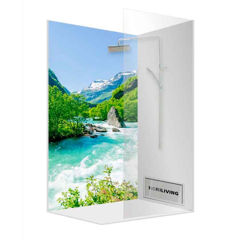 Duschwand mit Glas und Naturfotografie eines Flusses mit Bergen im Hintergrund