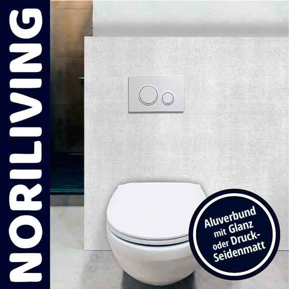 Moderne Toilette mit Aluverbund-Verkleidung in einem stilvollen Badezimmer