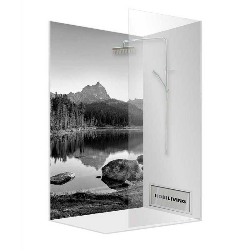 Moderner Duschbereich mit Glaswand und Bergsee-Motiv von NORILIVING
