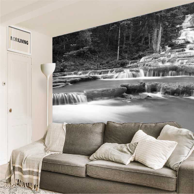 im Wohnzimmer eingebaute Wohnzimmerrückwand mit Motiv asiatischer Wasserfall 009 schwarz-weiß