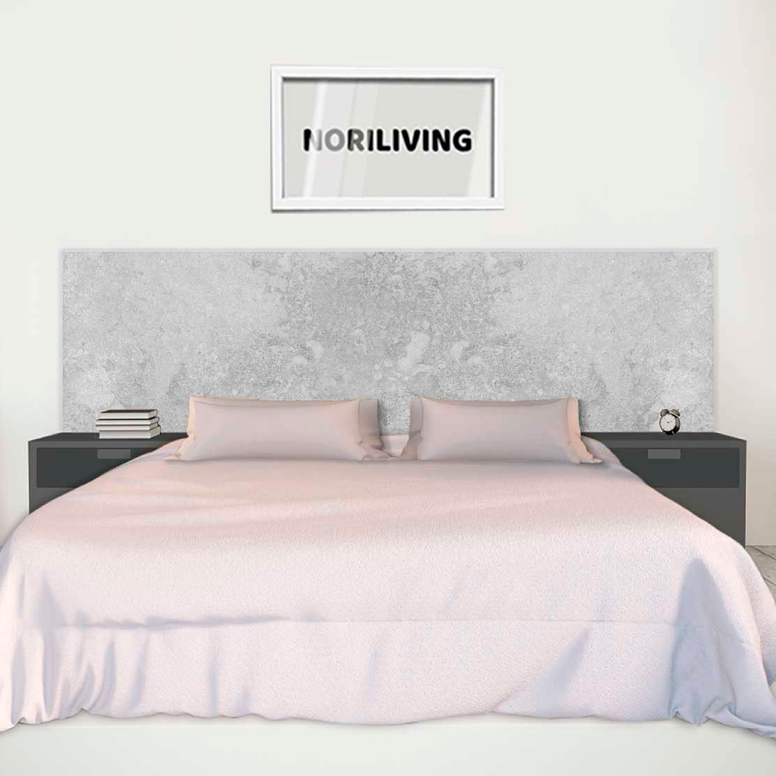im Schlafzimmer eingebaute Bettrückwand mit Motiv Marmor hell beige 527 schwarz-weiß