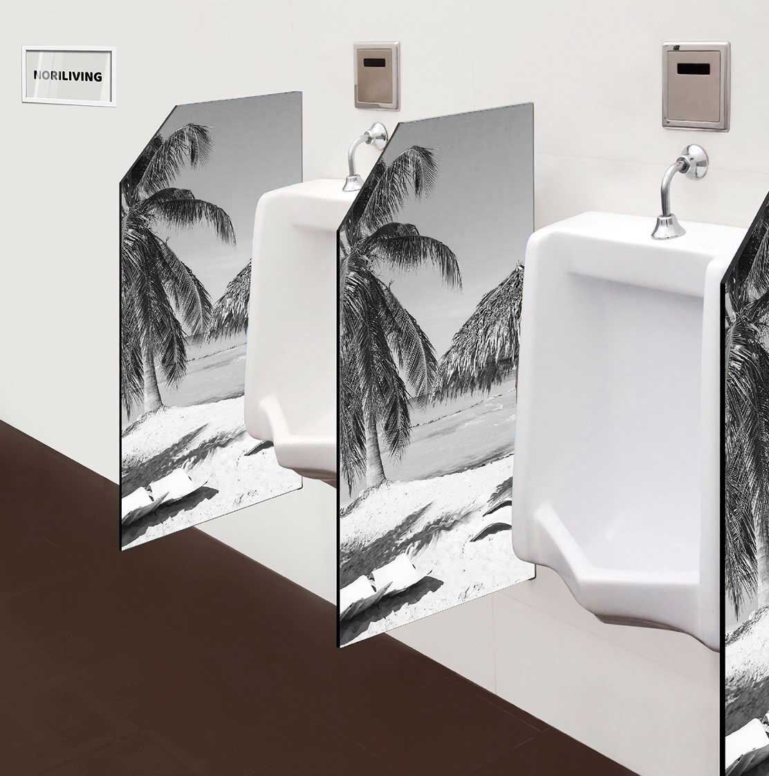 in der Toilette eingebaute Schamwand mit Motiv Kokospalmen am weißen Sandstrand Insel Saona 558 schwarz-weiß