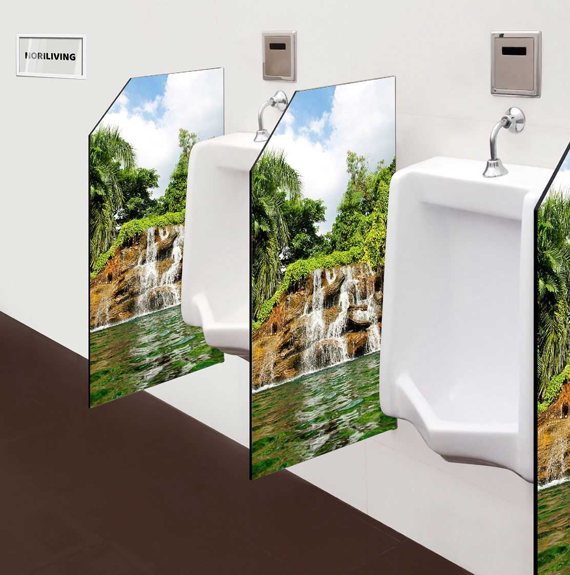 in der Toilette eingebaute Schamwand mit Motiv Wasserfall Thailand 743