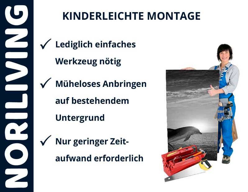 Person zeigt, wie einfach die Montage von Wandbildern mit minimalem Zeit- und Werkzeugaufwand ist. NORILIVING präsentiert müheloses Anbringen auf bestehendem Untergrund.