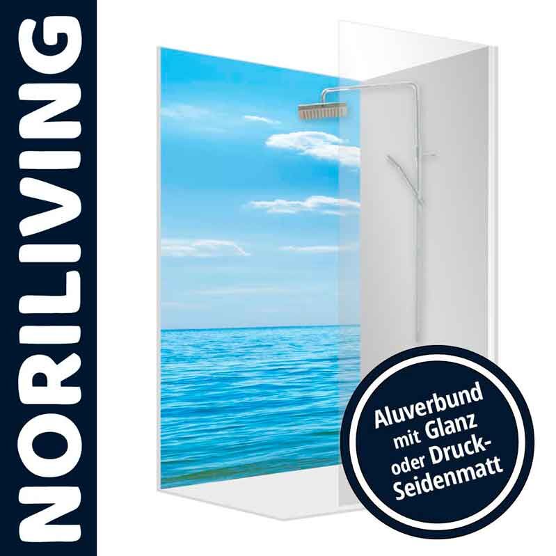 Duschwand von Noriliving mit Meeresmotiv, erhältlich in Glanz oder Druck-Seidenmatt.
