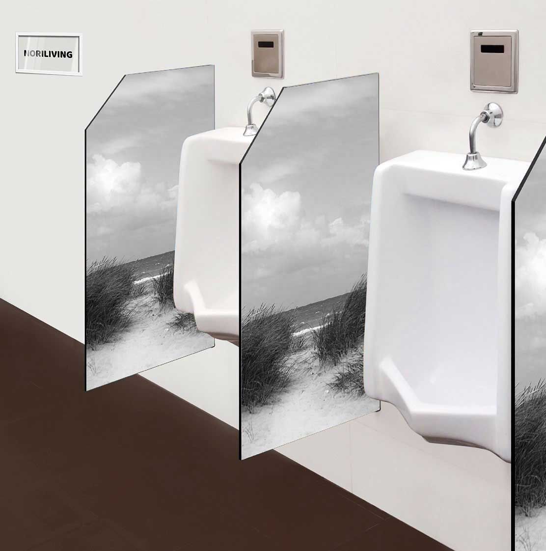 in der Toilette eingebaute Schamwand mit Motiv Dünen Gras Strand 596 schwarz-weiß