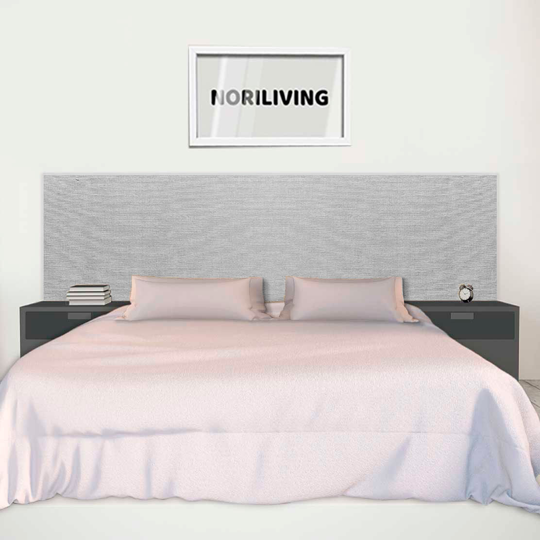 im Schlafzimmer eingebaute Bettrückwand mit Motiv Stoffoptik beige 526 schwarz-weiß