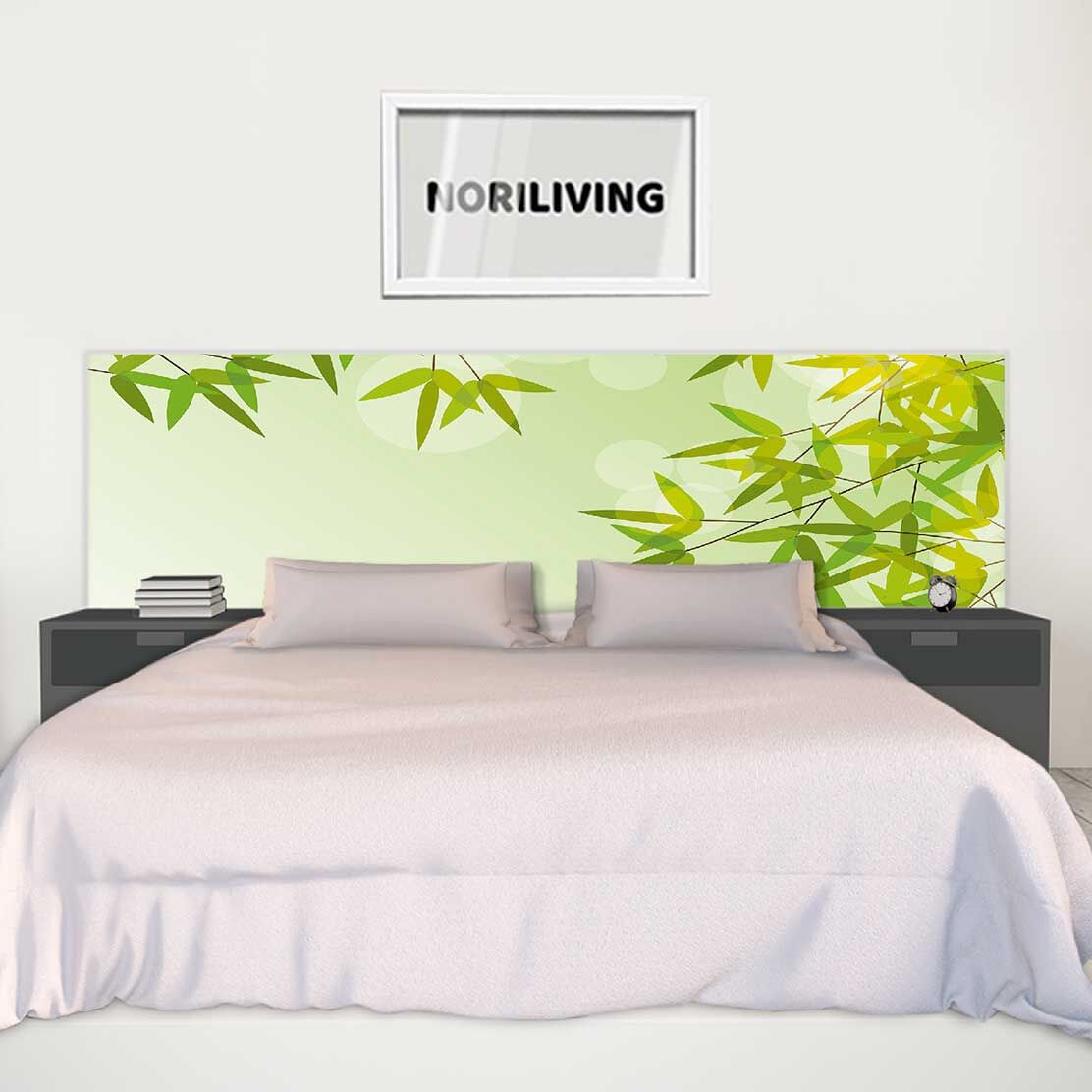 im Schlafzimmer eingebaute Bettrückwand mit Motiv Bambusblätter mit Lichtspiel 649