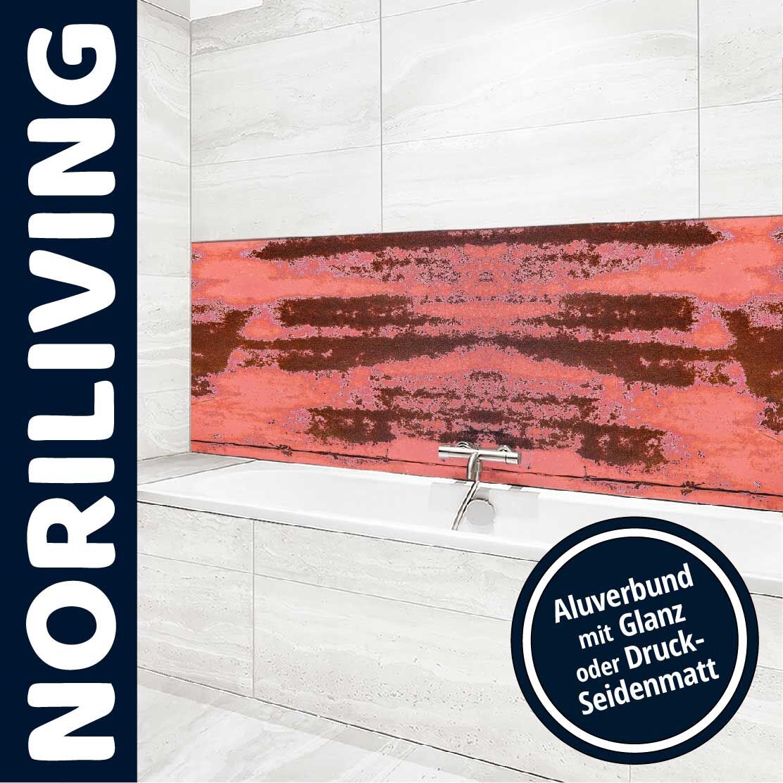 Badezimmer mit rotem und braunem Wandpaneel aus Aluverbund, glänzend oder Druck-Seidenmatt