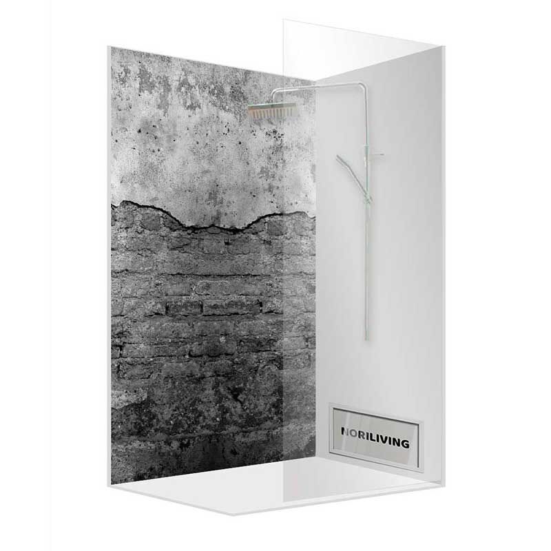 Freistehende Dusche mit urbanem Betonmuster an der Wand