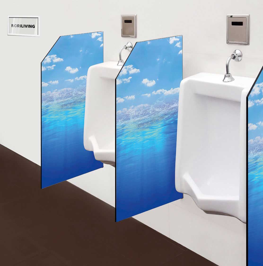 in der Toilette eingebaute Schamwand mit Motiv Unterwasser in der Tiefe 927b