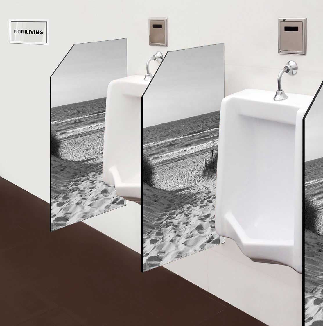 in der Toilette eingebaute Schamwand mit Motiv Weg durch die Dünen 506 schwarz-weiß