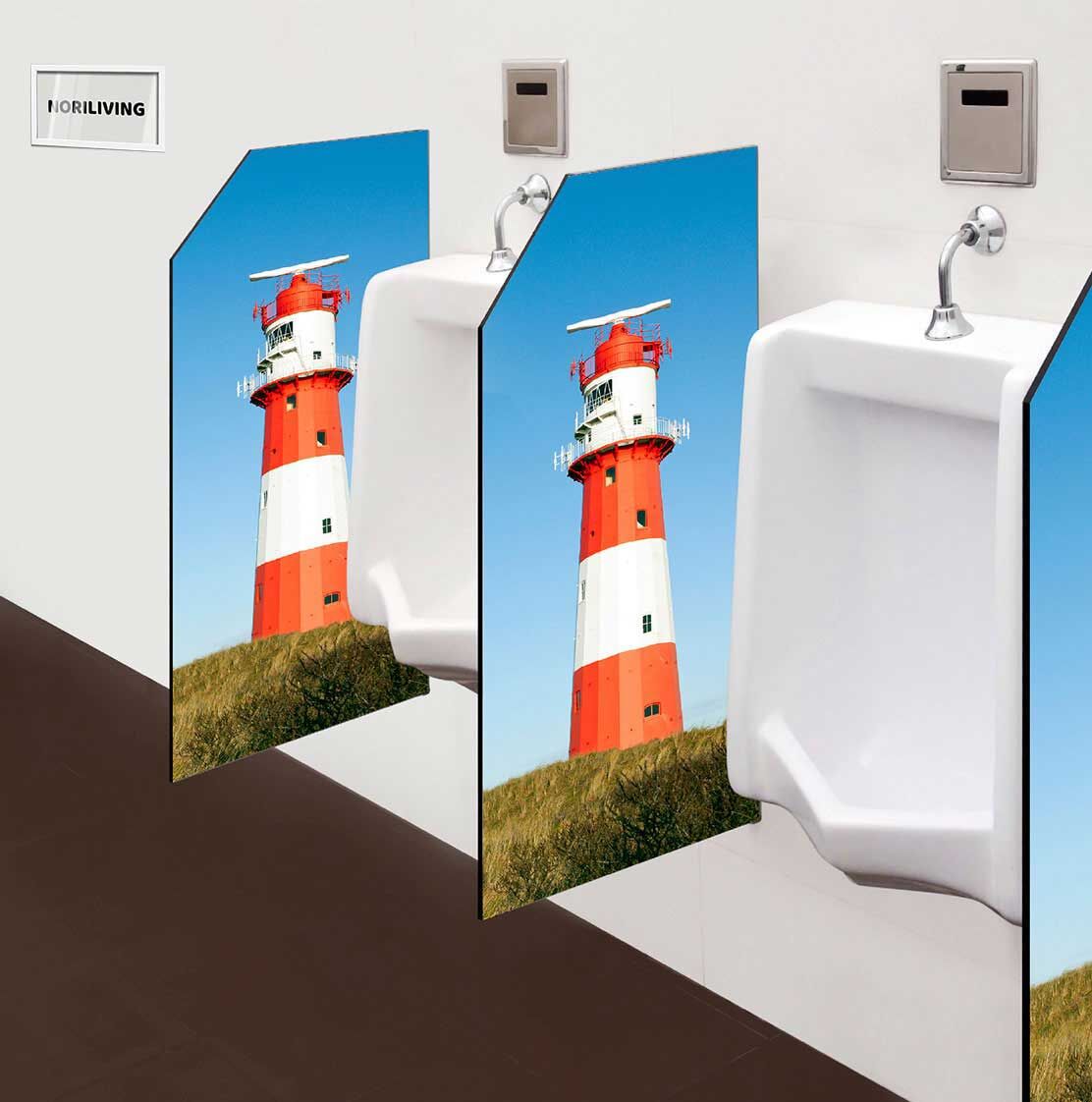 in der Toilette eingebaute Schamwand mit Motiv Der kleine Leuchtturm am Borkumer Südstrand 800