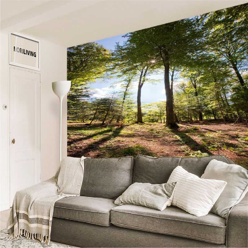 im Wohnzimmer eingebaute Wohnzimmerrückwand mit Motiv Wald in Dänemark 329