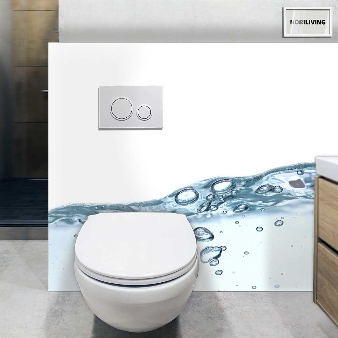 im WC eingebaute Toilettenrückwand mit Motiv Wasserwelle mit Luftblasen 640