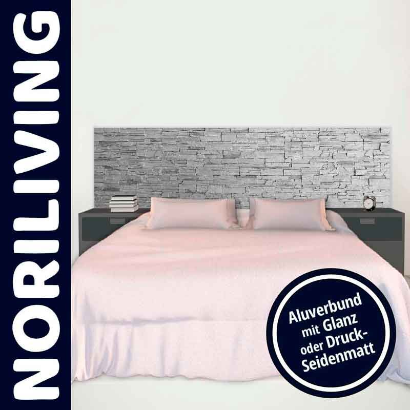 Modernes Schlafzimmermöbel mit steinverkleidetem Kopfteil und weichen Kissen von Noriliving