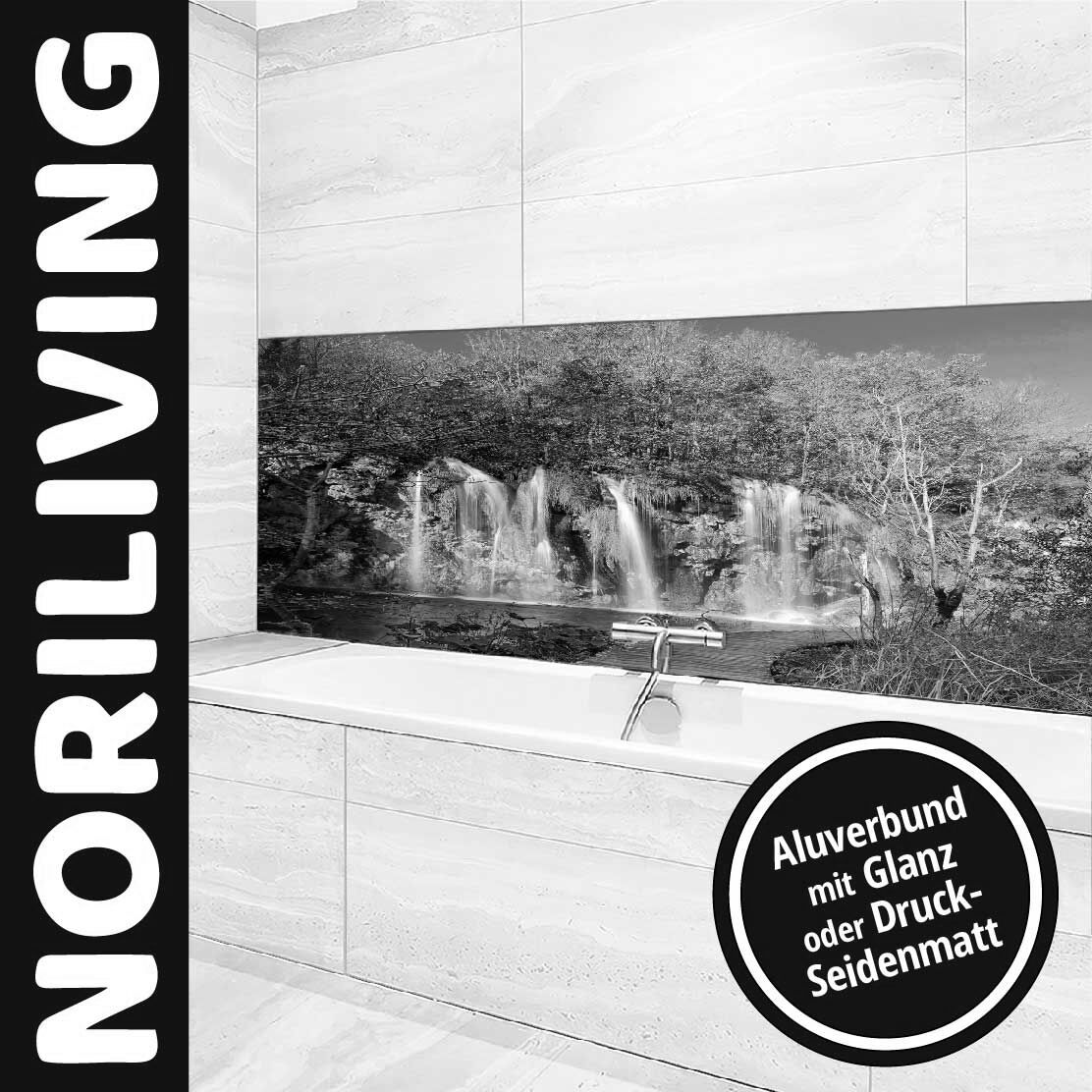 Moderner Bad-Spritzschutz aus Aluverbund mit Wasserfallfoto in Glanz oder Druck-Seidenmatt oberhalb einer Badewanne.