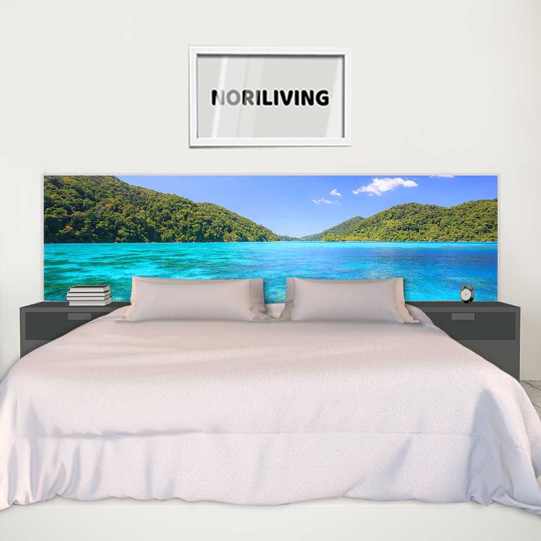 im Schlafzimmer eingebaute Bettrückwand mit Motiv Korallenlandschaft im Surin Nationalpark Phuket 300
