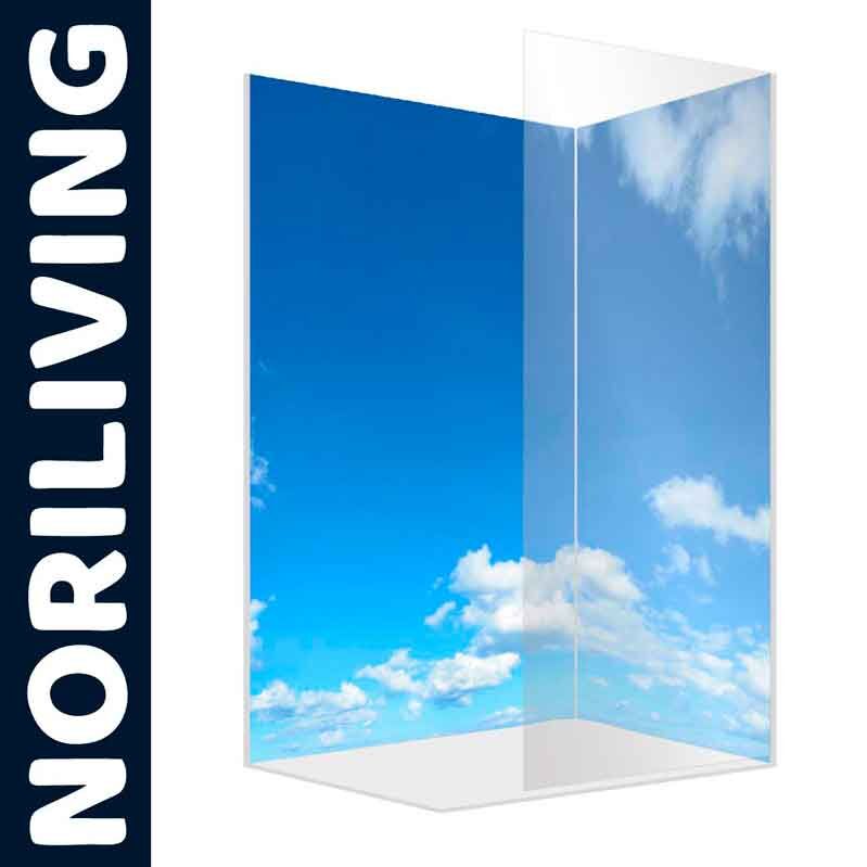 Transparente Duschwand von Noriliving mit blauem Himmel und Wolkenmuster