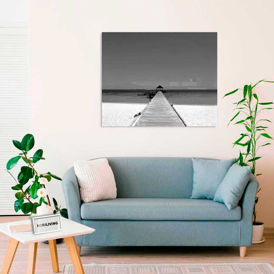 Wandbild über dem Sofa mit Motiv Steg Malediven 097 schwarz-weiß