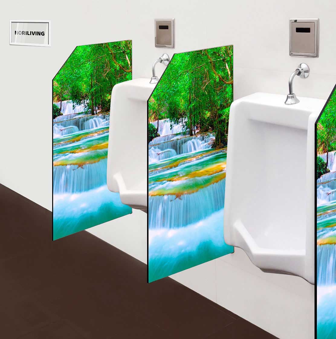 in der Toilette eingebaute Schamwand mit Motiv Wasserfall Stufen 404