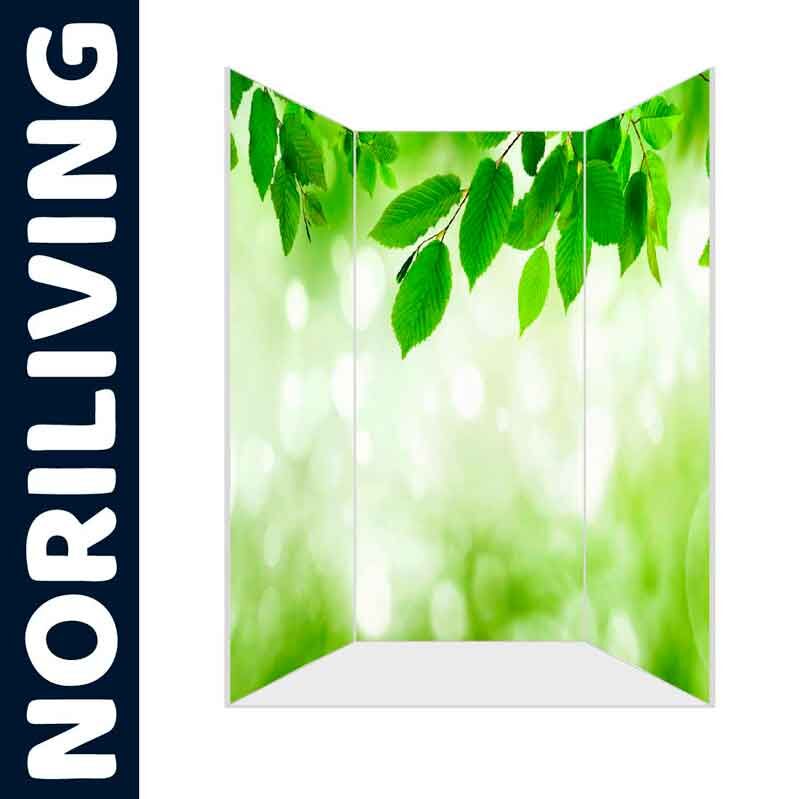 Moderner Raumteiler von NORILIVING mit frischem Blättermuster vor hellem Hintergrund
