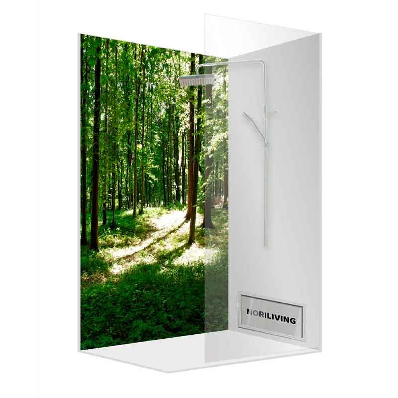 Moderne Duschkabine mit Waldmotiv auf der Glastür, ideal zur Schaffung eines Naturambientes im Badezimmer
