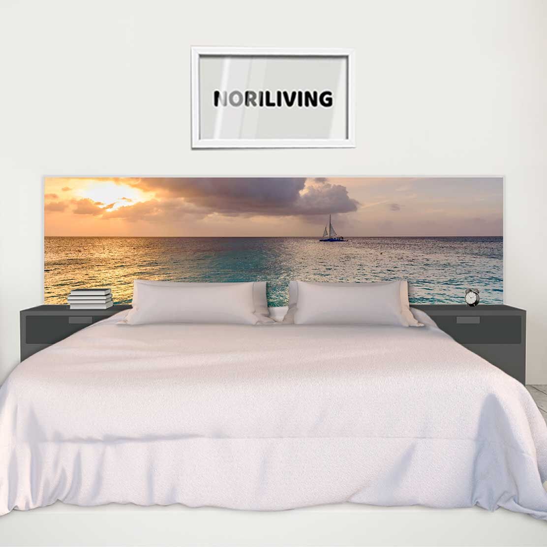 im Schlafzimmer eingebaute Bettrückwand mit Motiv Tropische Meerlandschaft mit Boot 326