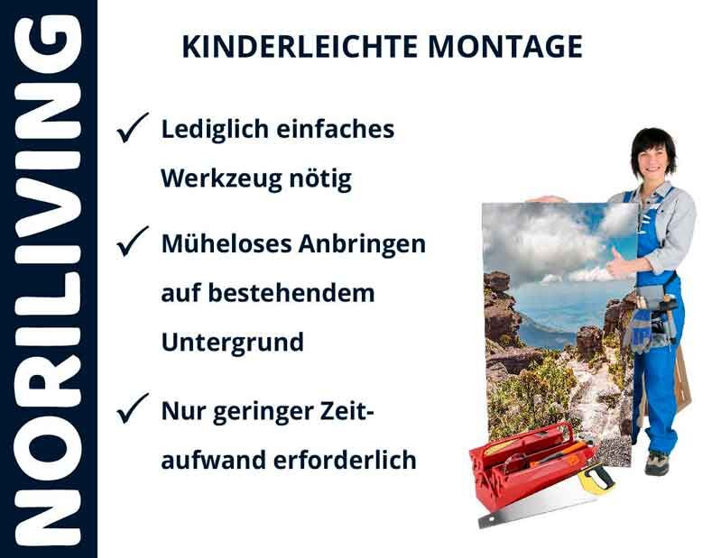 Frau hält Bild mit kinderleichter Montage, wenig Werkzeug nötig