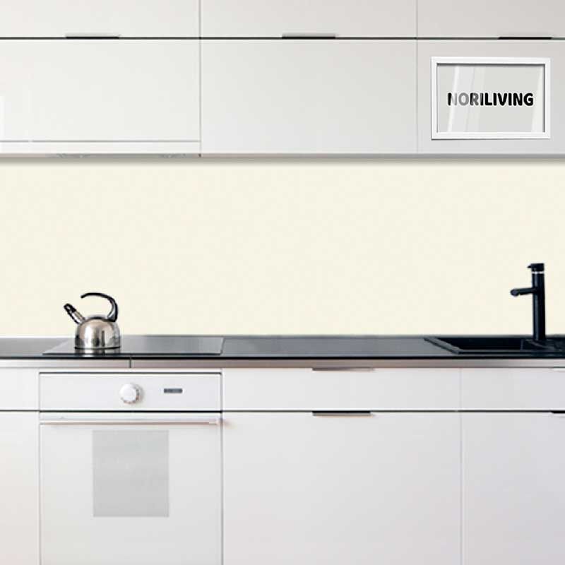 in der Küche eingebaute Küchenrückwand Profiline mit Motiv Unifarbe Weiss 2323-GL