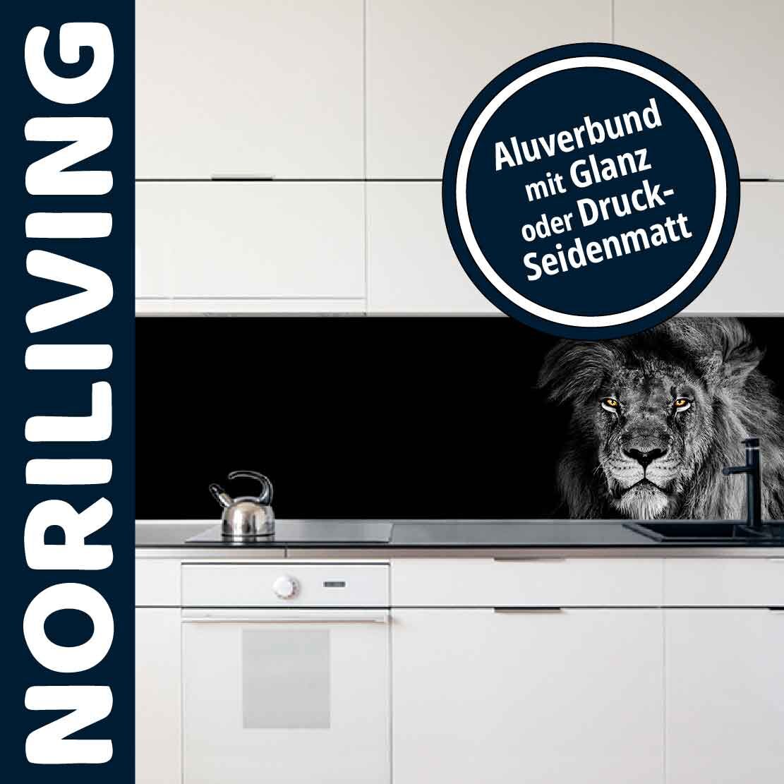 Moderne Küche mit stilvoller Löwen-Küchenrückwand aus Aluverbund, wählbar in Glanz oder Druck-Seidenmatt