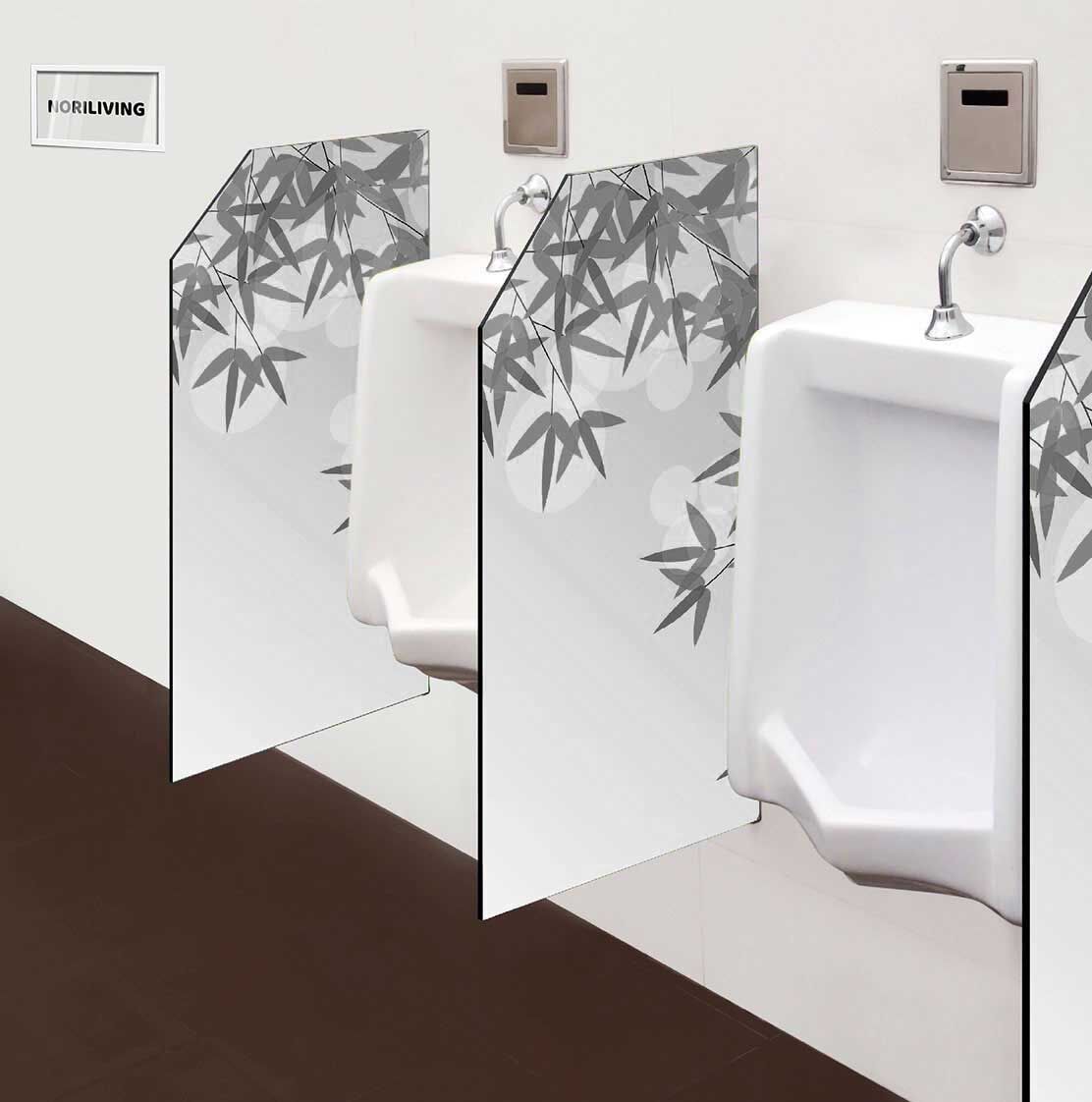 in der Toilette eingebaute Schamwand mit Motiv Bambusblätter mit Lichtspiel 649 schwarz-weiß